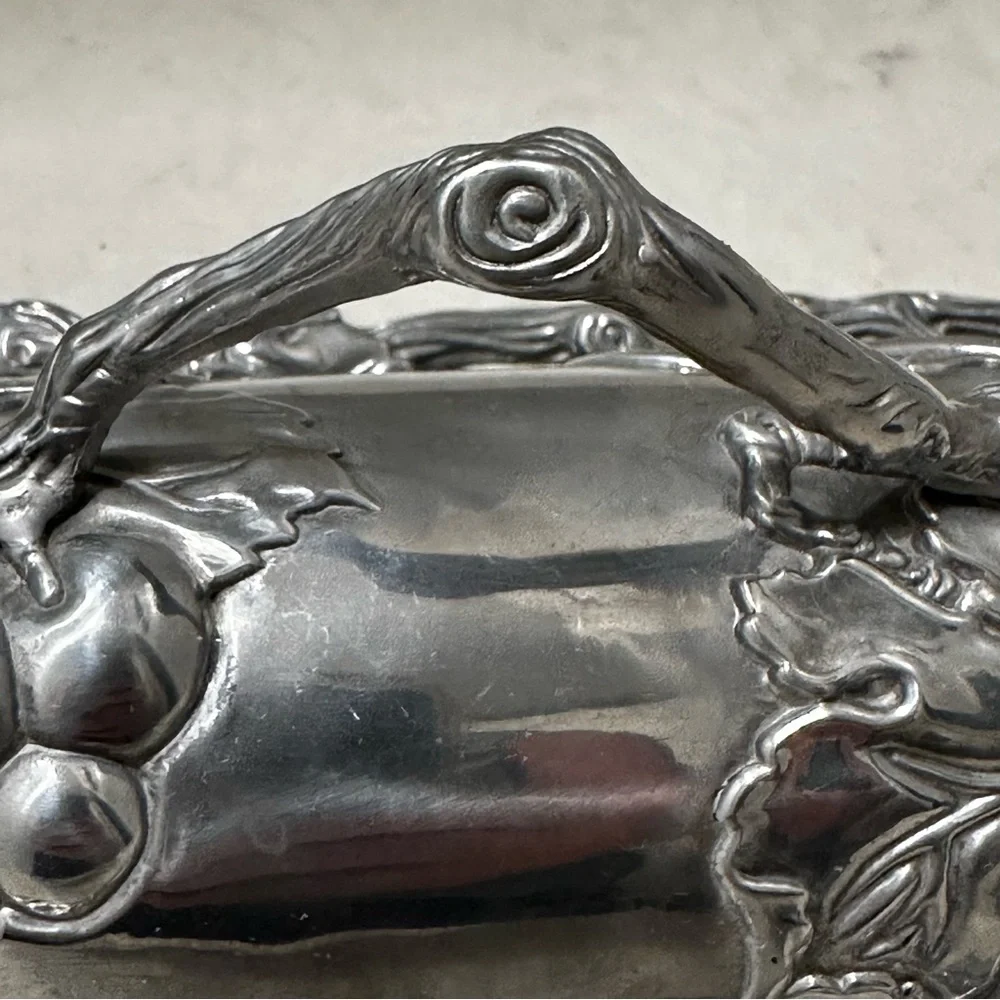 Vintage Arthur Court Grape Vine Covered Butter Dish 2001 - Picture 3 of 9